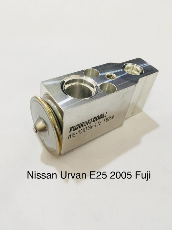 Valve Nissan Urvan E25 2005